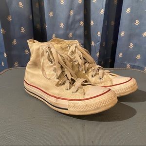 🌈 Classic white high top Converse Chuck Taylor
